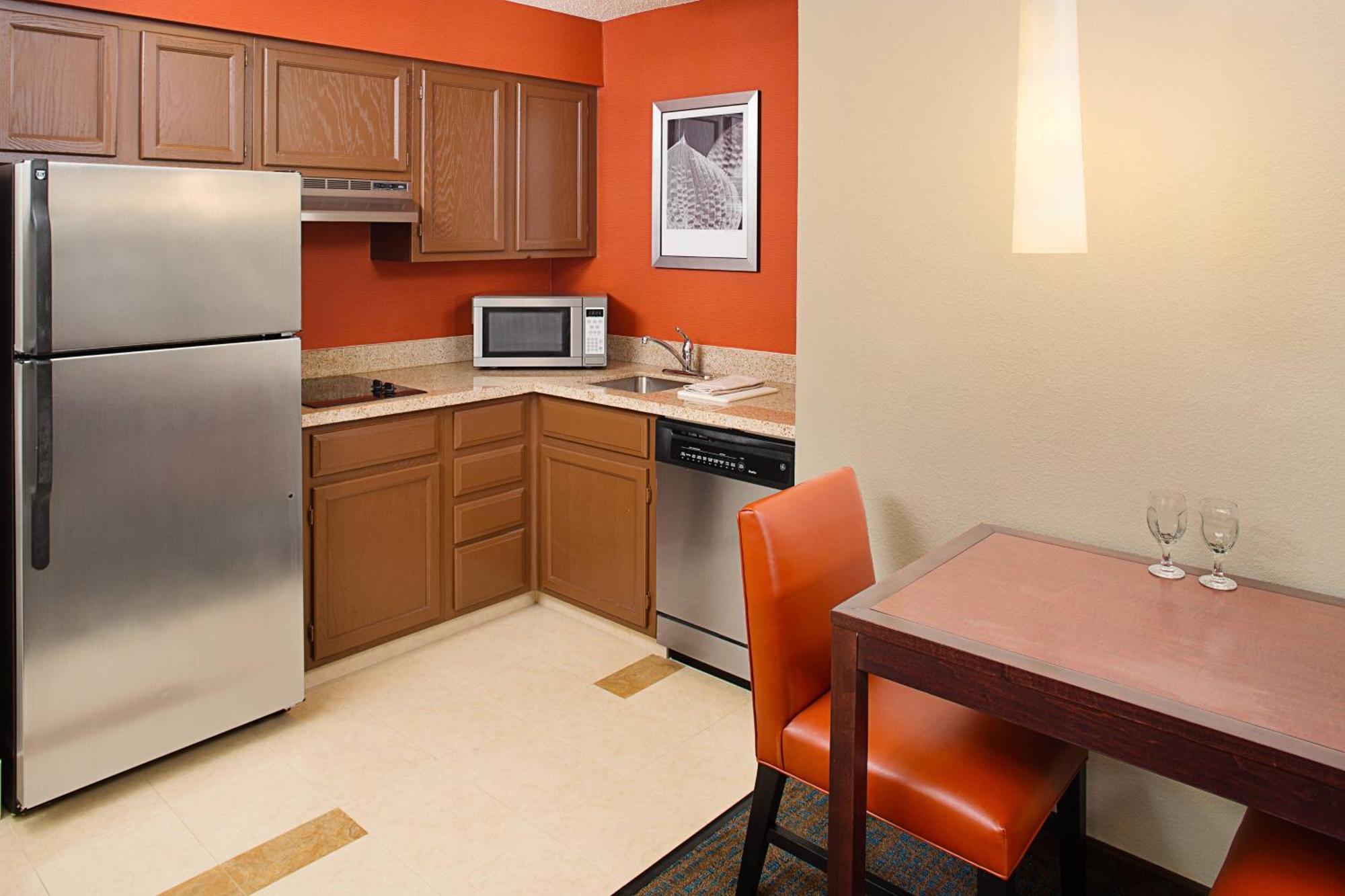 Residence Inn By Marriott Detroit Livonia Exterior photo